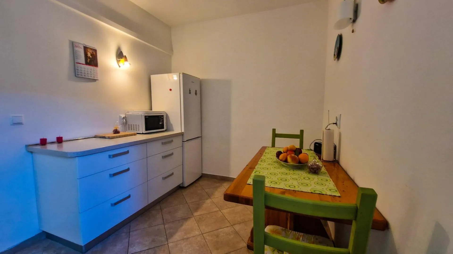 Apartman Nane Kastela 0*,