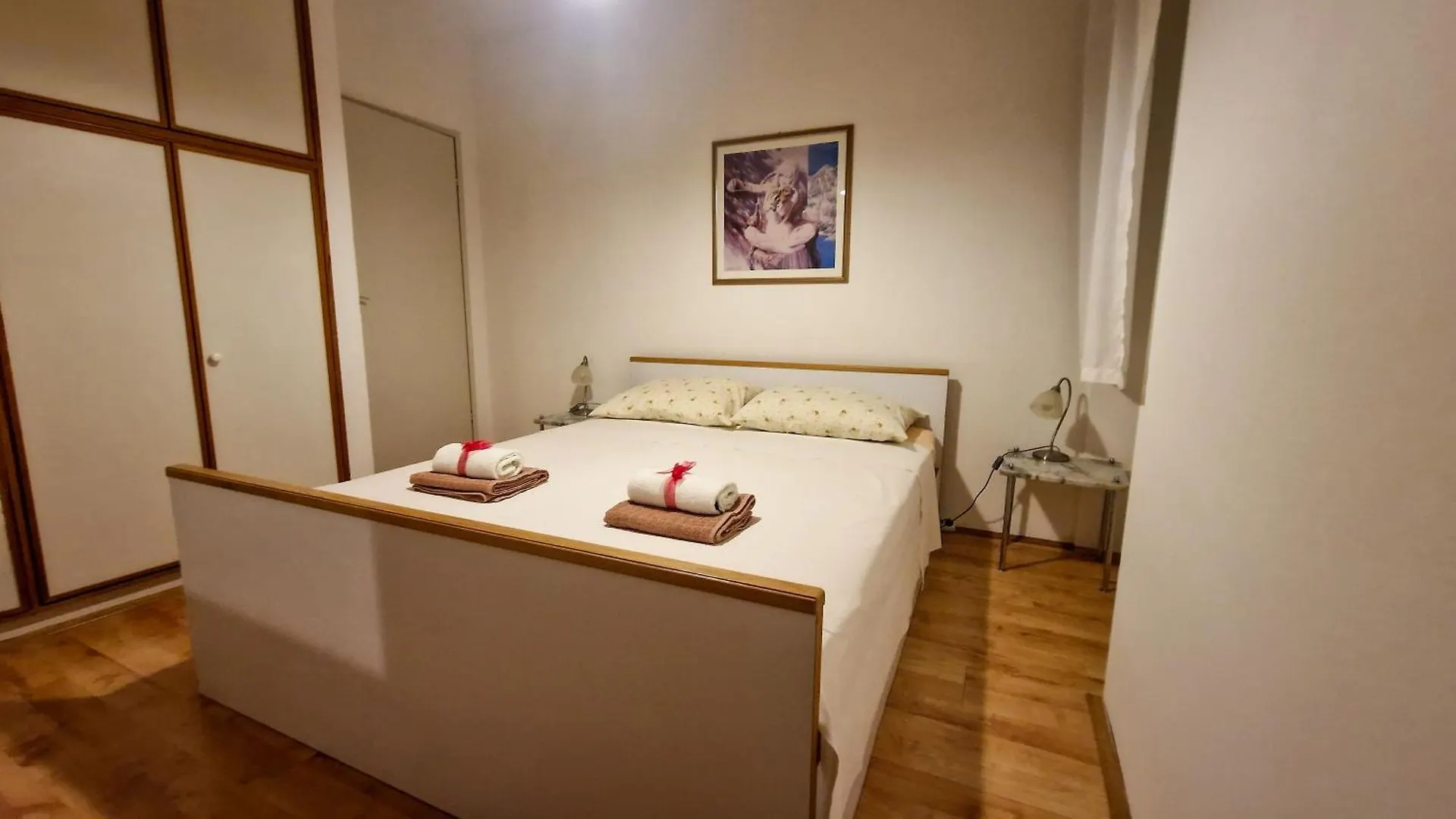 Apartment Apartman Nane Kastela Croatia